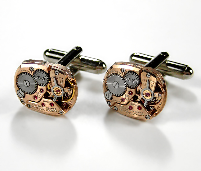 Cufflinks_OMEGARoseGoldSmallRectangular1